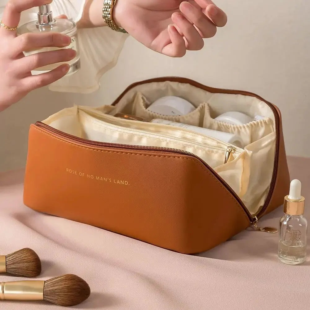 Luxe Travel Beauty Organizer